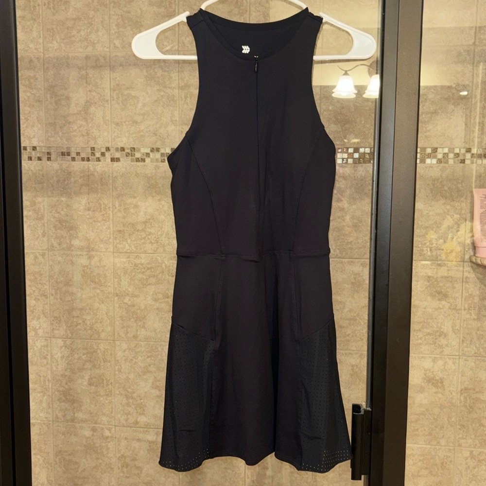 Super cute tennis dress with built in shorts